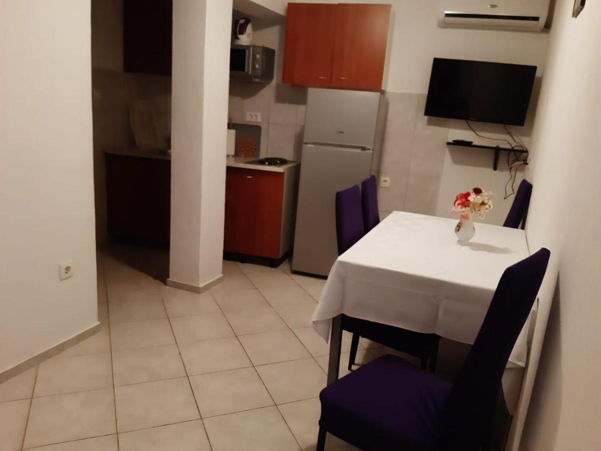 Apartments Knezic Igrane Extérieur photo