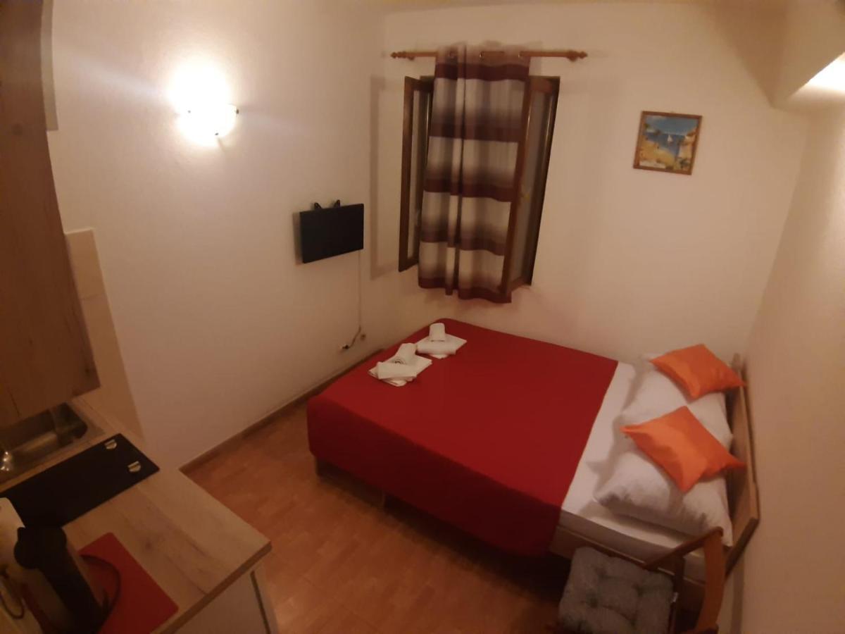 Apartments Knezic Igrane Extérieur photo