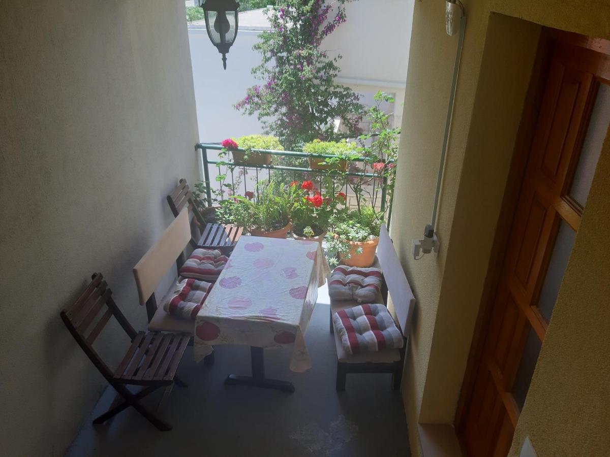Apartments Knezic Igrane Extérieur photo