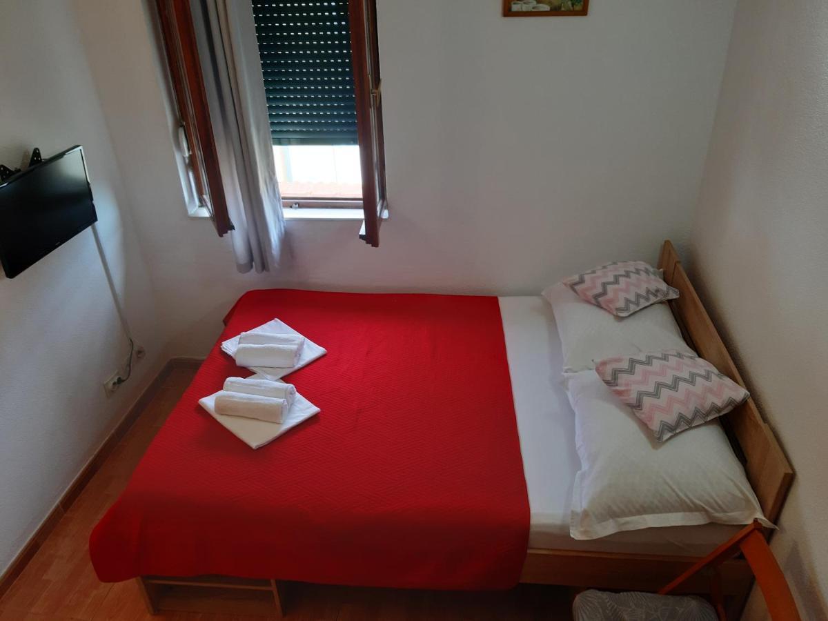 Apartments Knezic Igrane Extérieur photo
