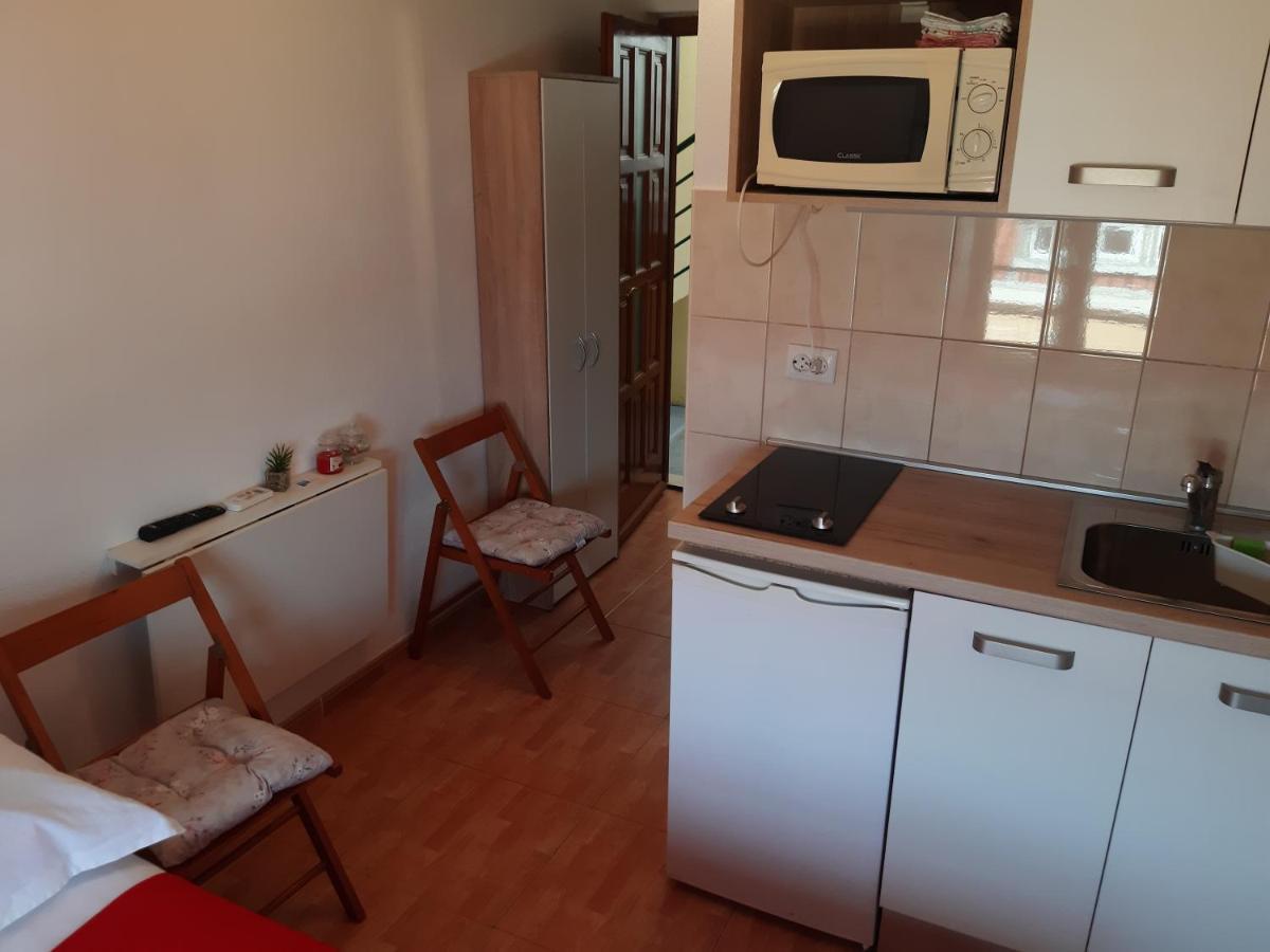 Apartments Knezic Igrane Extérieur photo